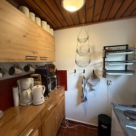 Gemuetliches Haeuschen An Der Westkueste Ruegens *