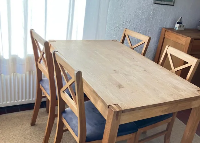 Gemütliches Häuschen An Der Westküste Rügens Dranske